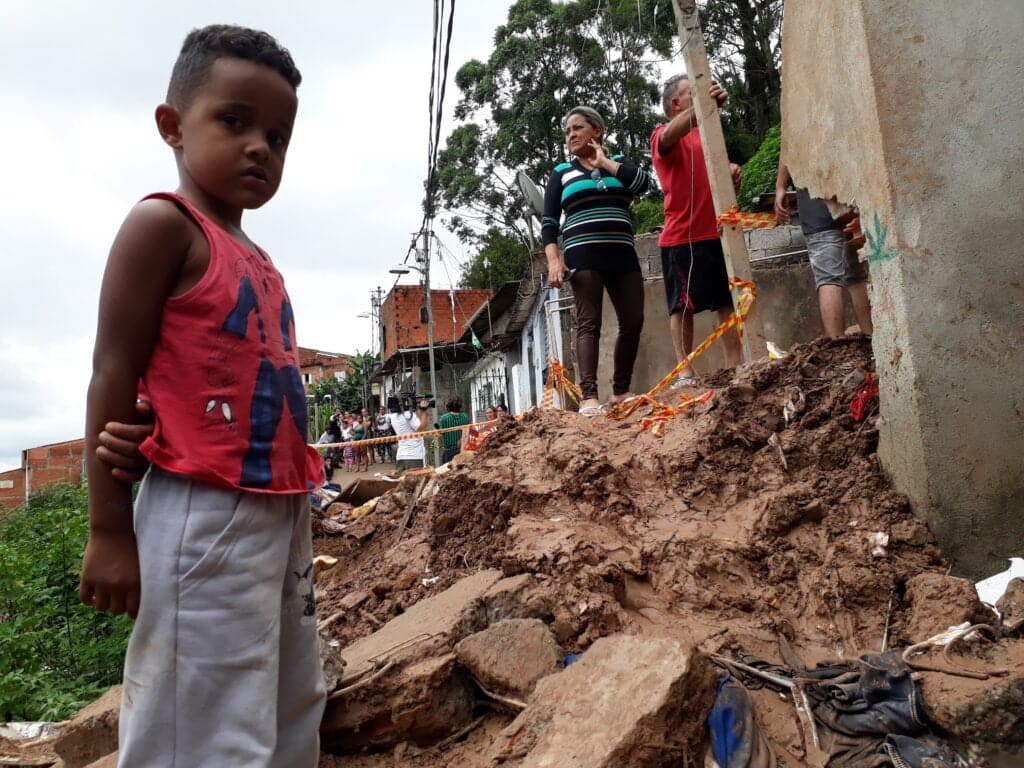 Falta de pessoal e de verba é desafio para defesas civis municipais