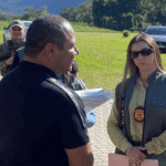 Pai de Neymar recebe voz de prisão em casa em Mangaratiba, no Rio de Janeiro