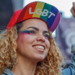 27ª Parada do Orgulho LGBT: Avenida Paulista Abraça Diversidade e Luta por Direitos