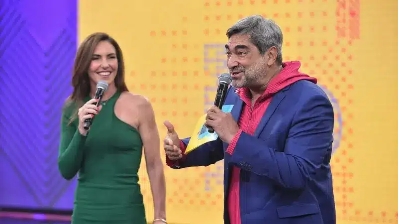 Band estreia "Melhor da Noite" com boa audiência, programa ao vivo com Glenda Kozlowski e Zeca Camargo