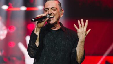 Paulo Miklos, ex-Titãs, é internado na UTI após desmaio em casa