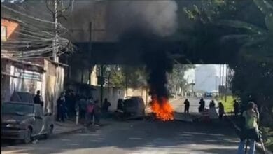 Protesto bloqueia Marginal Pinheiros e afeta circulação de trens em São Paulo