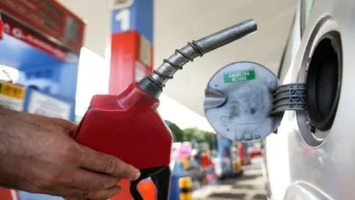 Petrobras reduz preço da gasolina em 5,6% para distribuidoras a partir desta terça-feira