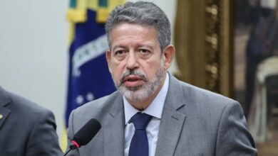 Lira amplia redução parcial do Imposto de Renda para quem ganha até R$ 7.350