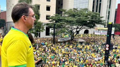 Ato “Acorda Brasil” reúne mais de 20 mil pessoas na Avenida Paulista com críticas a Lula e ao STF
