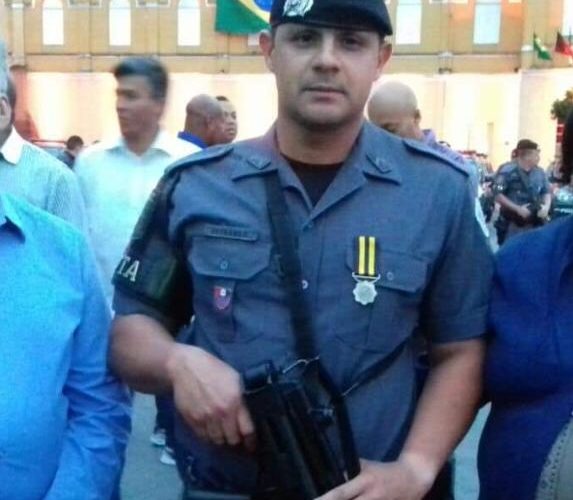 Resultado de imagem para Policial da Rota Ã© morto a tiros na porta de casa na Zona Sul de SP; veja vÃ­deo