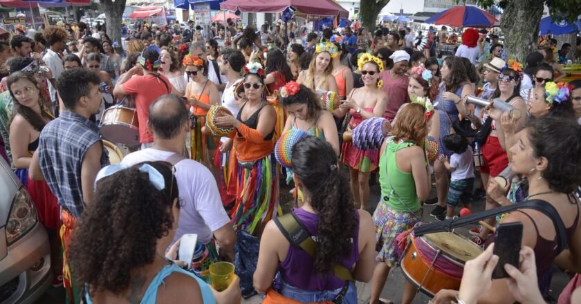 CNC estima que turismo vai movimentar R$ 8 bilhões no carnaval 2020