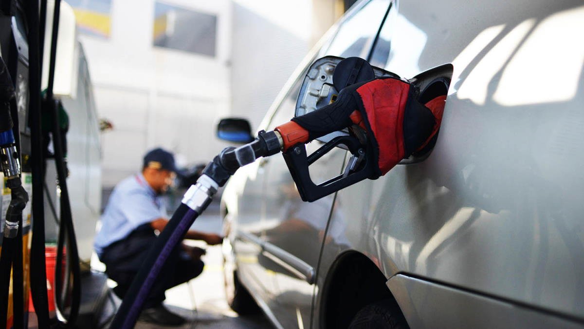 Preços da gasolina e do diesel serão reajustados a partir de quarta-feira