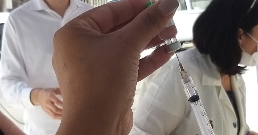 Vacinação de grávidas, deficientes e pessoas com comorbidades começa na próxima semana em São Paulo