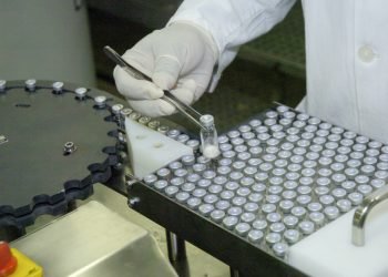 Laboratório de produção de vacinas, Biomanguinhos (Peter Ilicciev/Fiocruz)