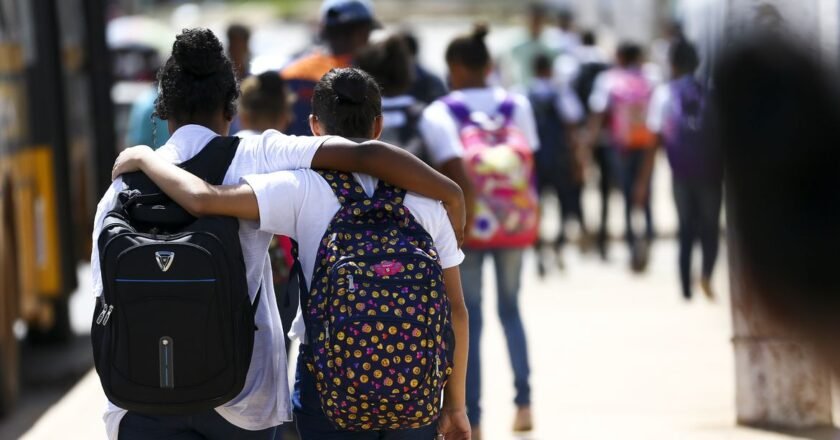Escolas de São Paulo podem receber presencialmente 100% dos estudantes
