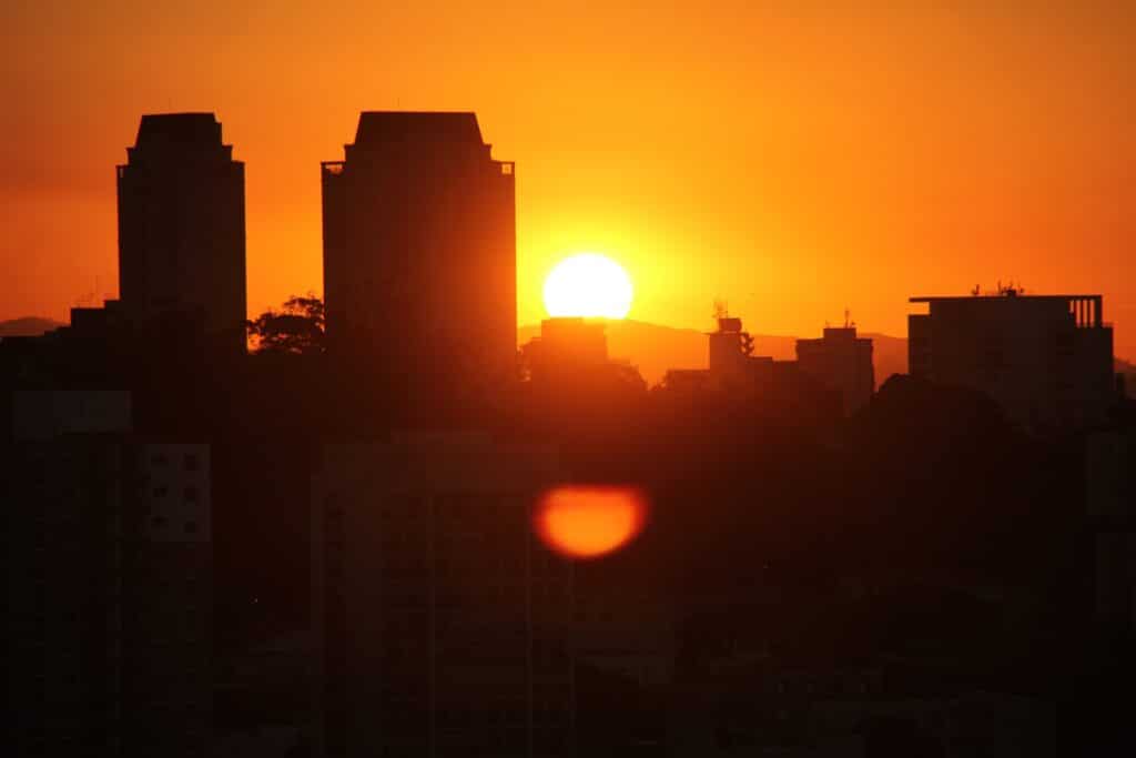 Previsão do tempo: Semana ensolarada e quente em São Paulo