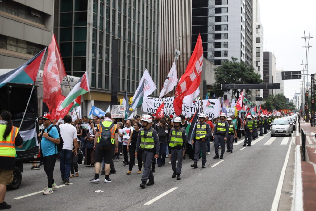 Ato a favor da Palestina pede fim da guerra