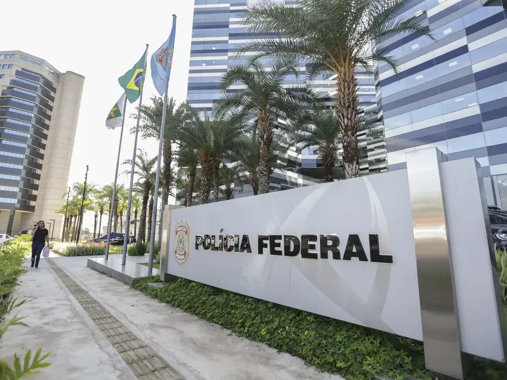 Depoimento de Bolsonaro sobre plano de golpe é mantido para quinta-feira