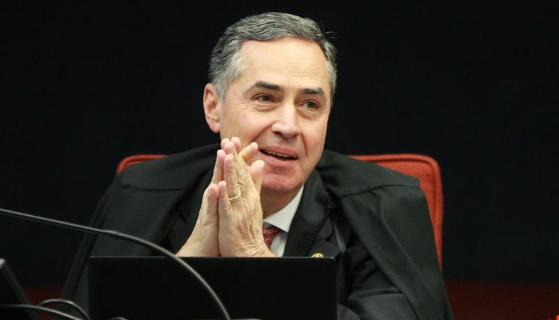 Barroso mantém Alexandre de Moraes em inquérito sobre tentativa de golpe