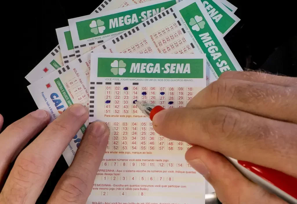 Mega-Sena pode pagar R$ 110 milhões neste sábado