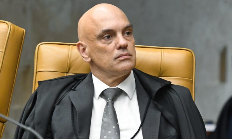 AGU solicita ao STF investigação sobre divulgação de decisões de Alexandre de Moraes