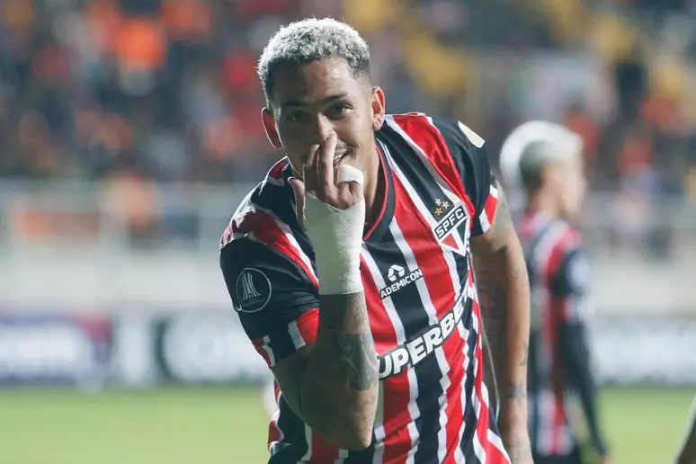São Paulo triunfa sobre o Cobresal e garante classificação antecipada na Libertadores