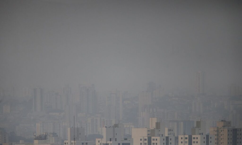 São Paulo deve prorrogar alerta de risco elevado para incêndios