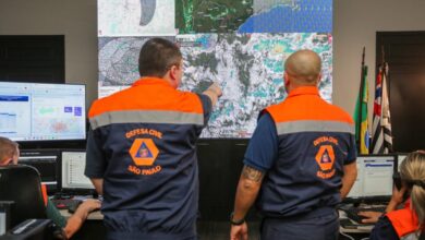 Defesa Civil de SP monta gabinete de crise presencial devido às chuvas intensas