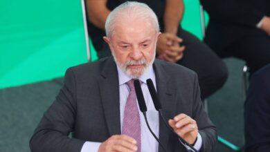 “Não podemos aceitar que o crime organizado continue destruindo famílias”, diz Lula após operação no Rio