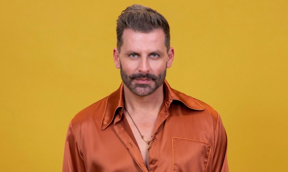 Henri Castelli é retirado do BBB 26 por orientação médica após crises convulsivas