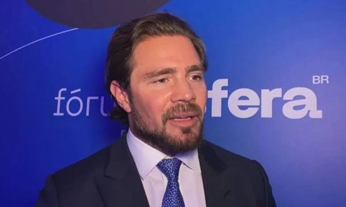 PF prende Daniel Vorcaro, dono do Banco Master, na 3ª fase da Operação Compliance Zero