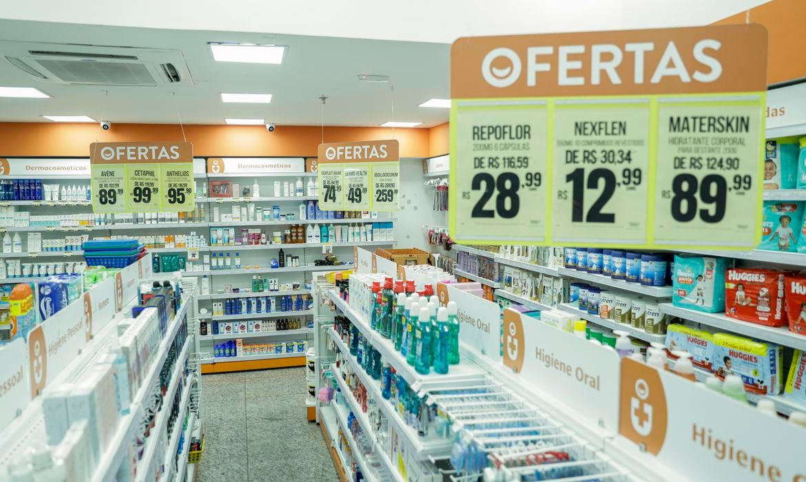 Preço de medicamentos pode subir até 3,81% a partir desta terça (31)