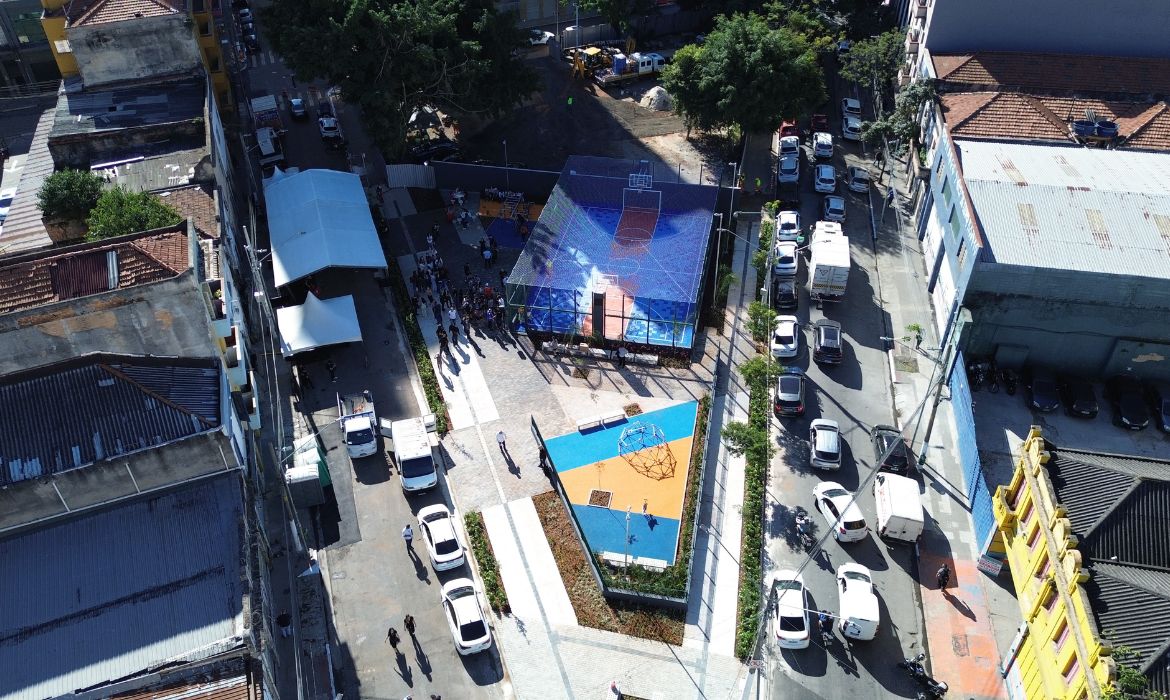 Praça do Triunfo na Rua dos Protestantes, no centro de São Paulo